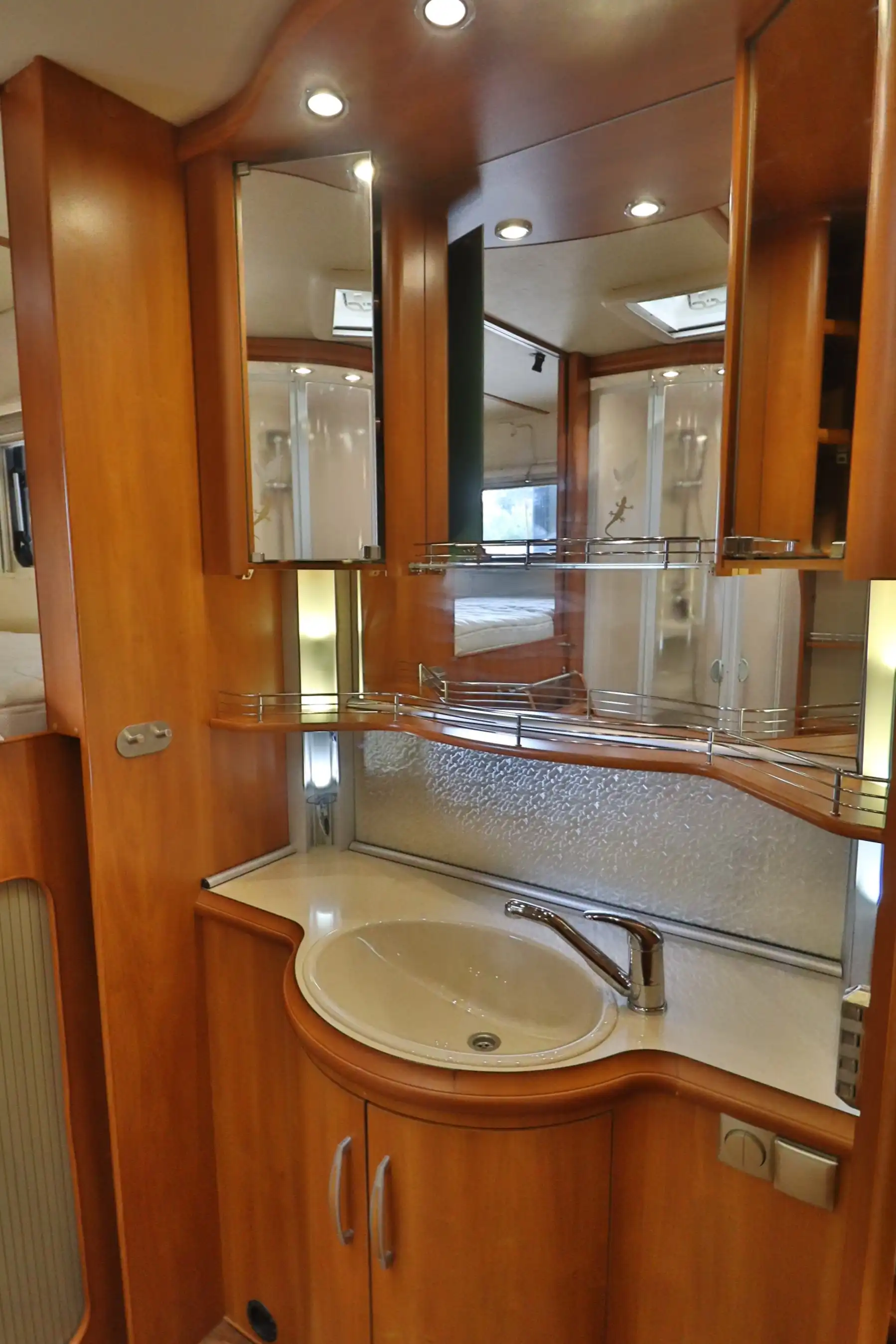 HYMER-ERIBA Future 430 T 